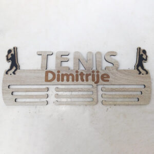 Tenis